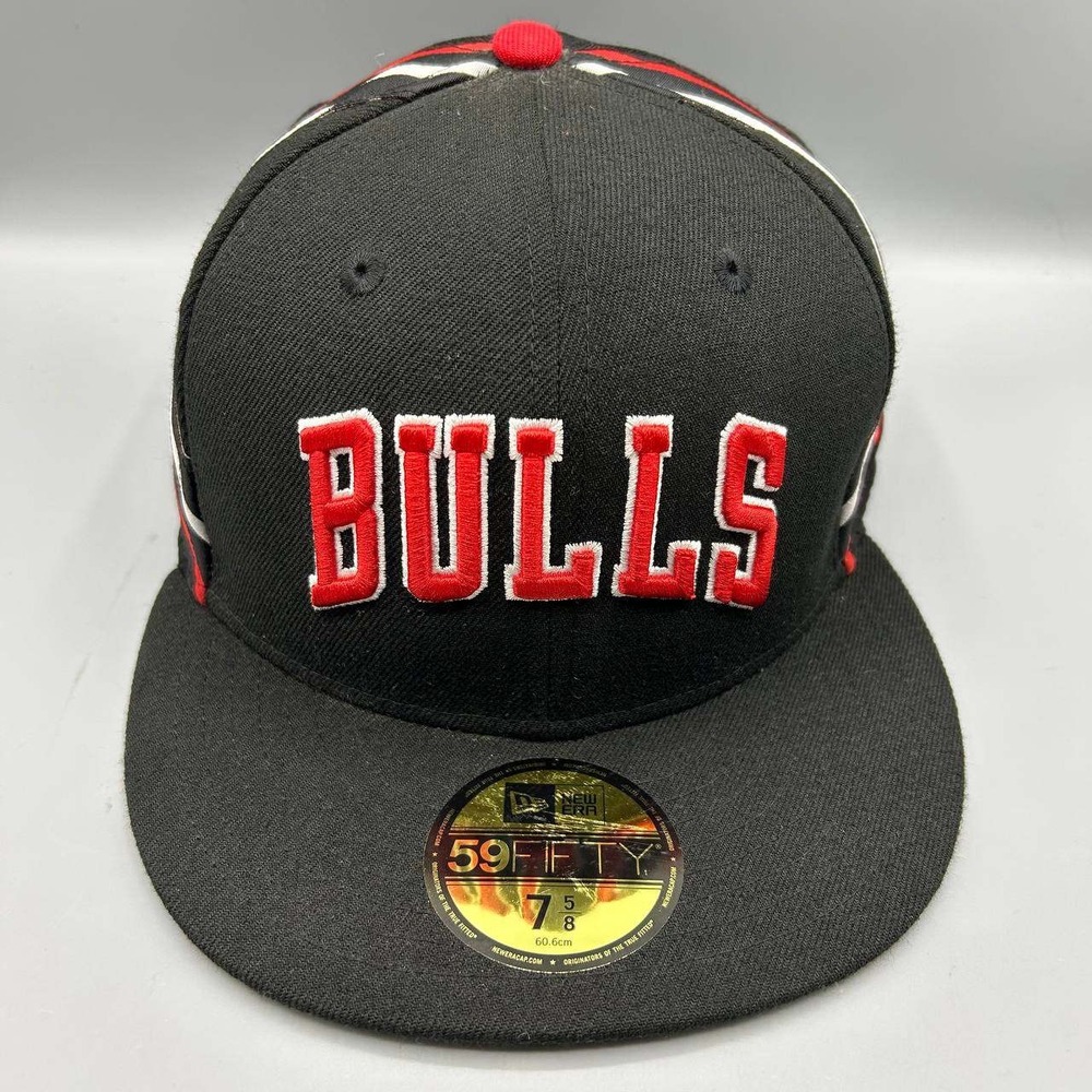 Chicago Bulls NBA Hat Men 7 5/8 Black Red 59Fifty New Era Fitted Cap